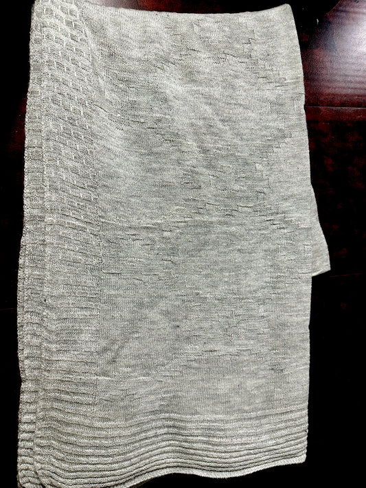 Elegant Light Grey Textured Shawl – Soft & Versatile Wrap